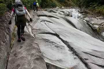 布千岩のスラブ